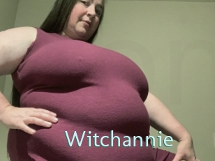 witchannie Straponles